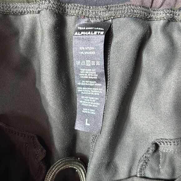 Alphalete women’s large green camoflauge joggers sweatpants lounge athleisure - Picture 4 of 6